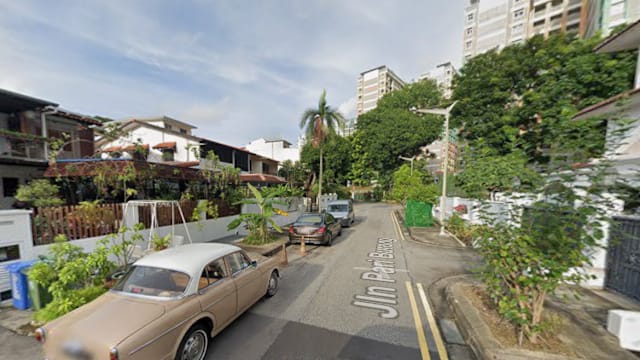 24岁建筑工被大门砸中 伤重不治