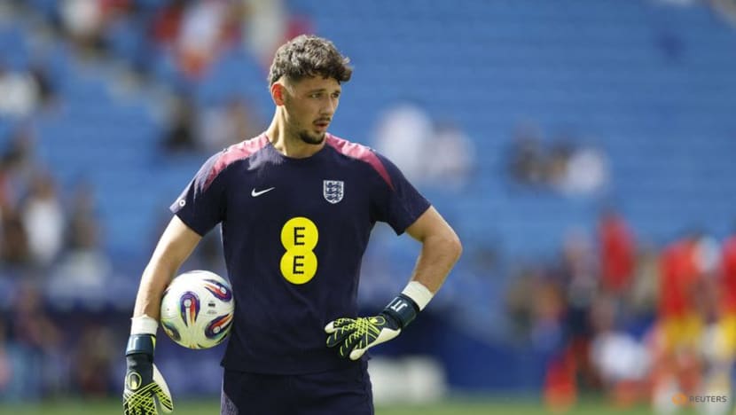 Man City re-sign goalkeeper Trafford from Burnley on five-year deal