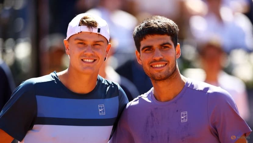 Rune stuns Alcaraz in straight sets to win Barcelona final