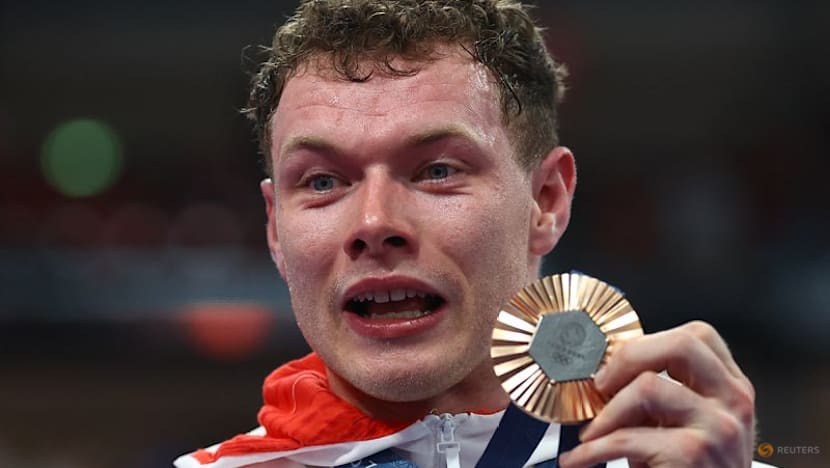British track sprinter Carlin announces retirement