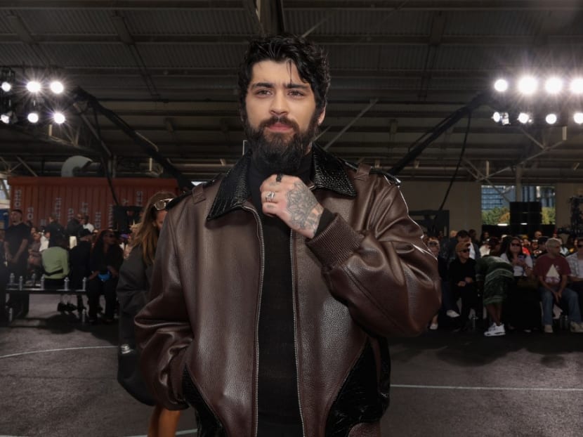 Zayn Malik performs One Direction's Night Changes for first time in 10 years since leaving group Zayn Malik performs One Direction's Night Changes for first time in 10 years since leaving group