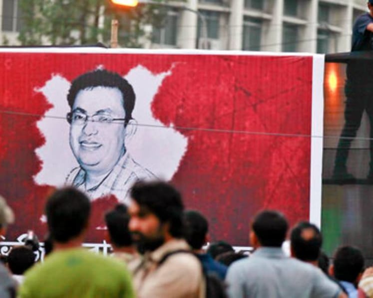 Bangladesh sentences 5 militants to death for killing blogger  