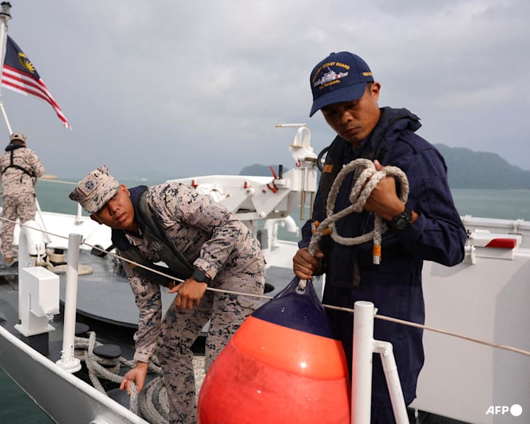 Malaysia scrambles to find anyone 'still alive' after migrant shipwreck