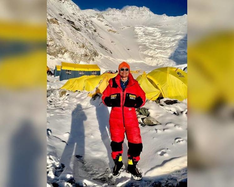 'Very worrying': What it's like climbing the world's fourth-tallest mountain during COVID-19