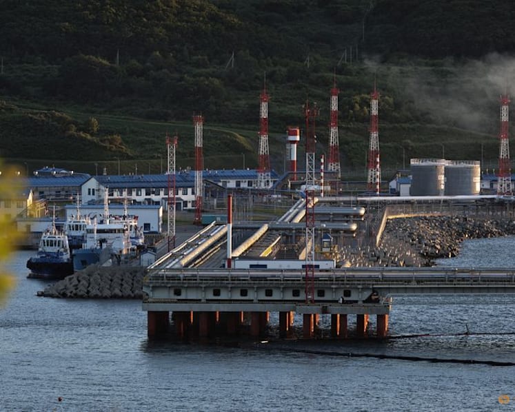 Oil price gains after US interception of oil tanker off the coast of Venezuela over weekend
