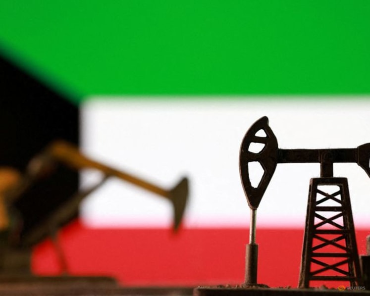 Kuwait raises May crude prices for Asia, pricing document shows