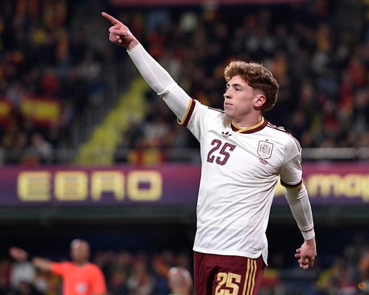 Oyarzabal double helps slick Spain to 3-0 friendly win over Serbia