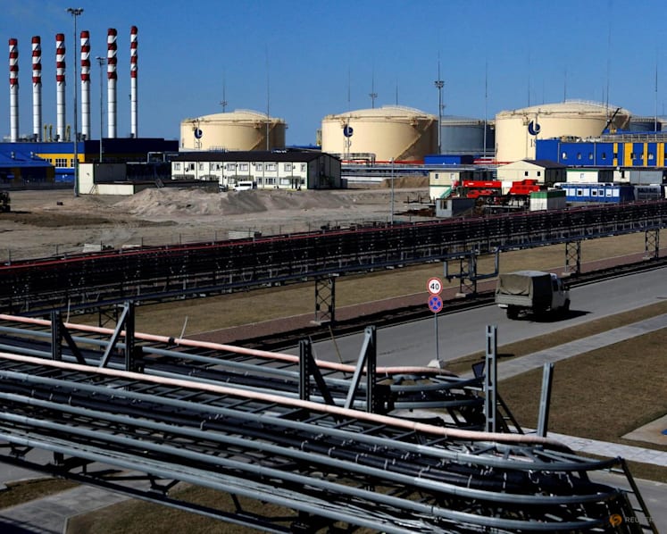 Fuel reservoir hit at Russia's Primorsk, NORSI refinery on fire after drone attacks 