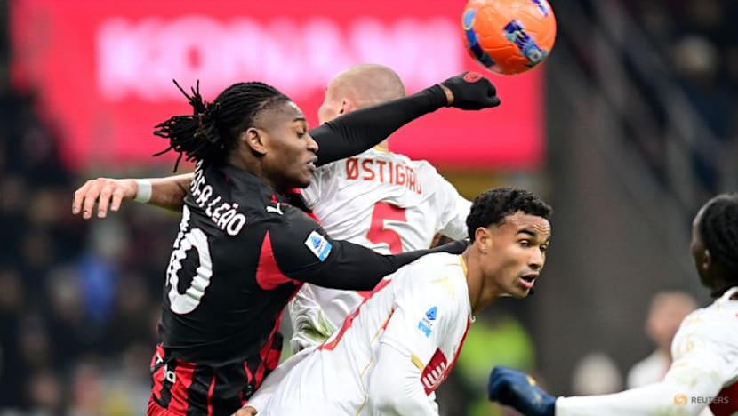 Milan salvage unbeaten run in dramatic draw with Genoa