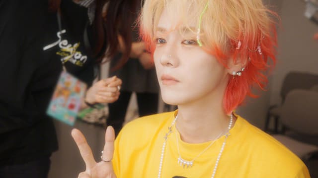 紧急取消海外两场演唱会，粉丝忧心鹿晗身体情况