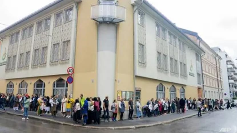 Related article image