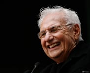 Frank Gehry, master architect with a flair for drama, dies at 96