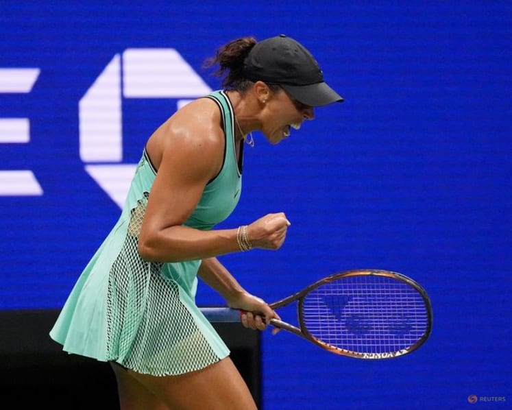Keys tames nerves to beat Korneeva in US Open first round