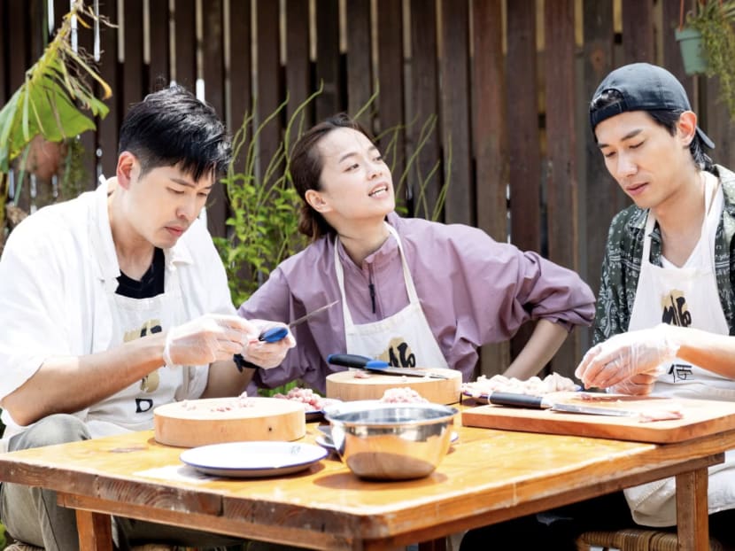 Singaporean actors Desmond Tan, Romeo Tan and Felicia Chin discuss competition among fellow artistes 