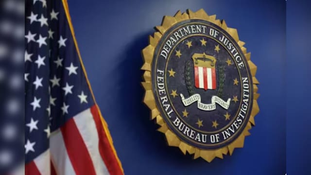 FBI探员涉窃取逾90万美元加密货币 咨询ChatGPT规划移民