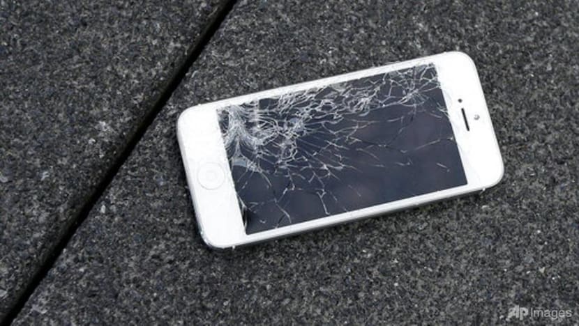 Why consumers are fighting tech for ‘right to repair’ Why consumers are fighting tech for ‘right to repair’