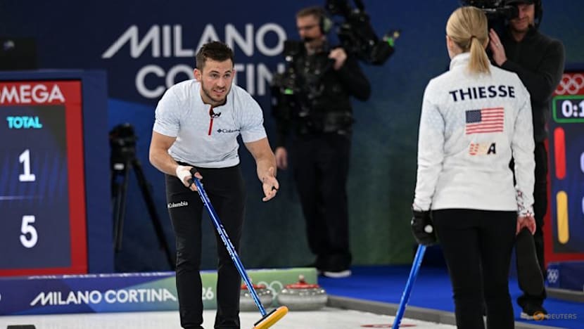 Curling-Snoop Dogg in the house: Rapper cheers US to mixed doubles win