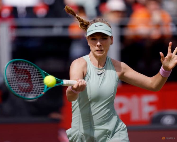 Resurgent Raducanu sets up Queen's final against Vekic