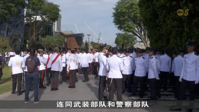 国庆检阅礼迎多支新队伍