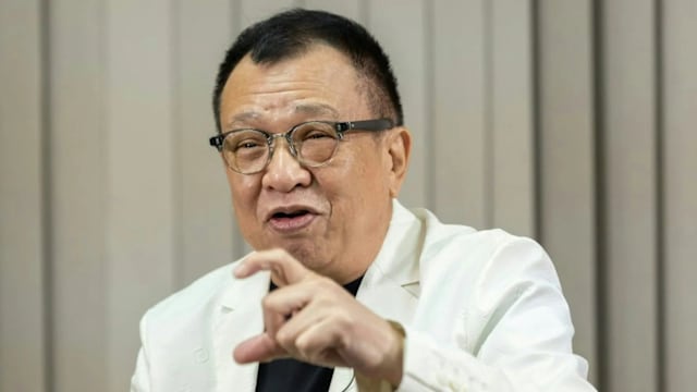 演艺生涯跨越50年、开Benz轿车到片场　许绍雄圈中人缘奇佳，佘诗曼唯一“认可”的干爹