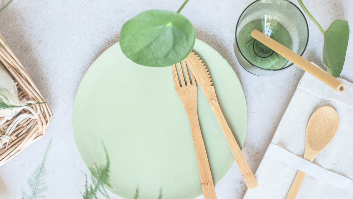 Image showcasing chicago free stuff - craigslist