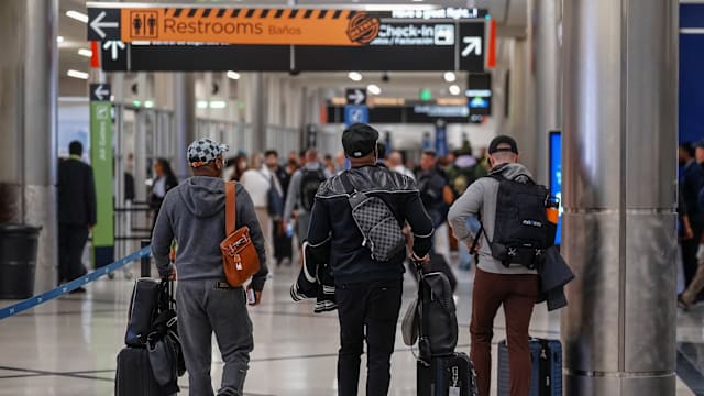 政府停摆波及航空业 全美40机场被令削减10%航班