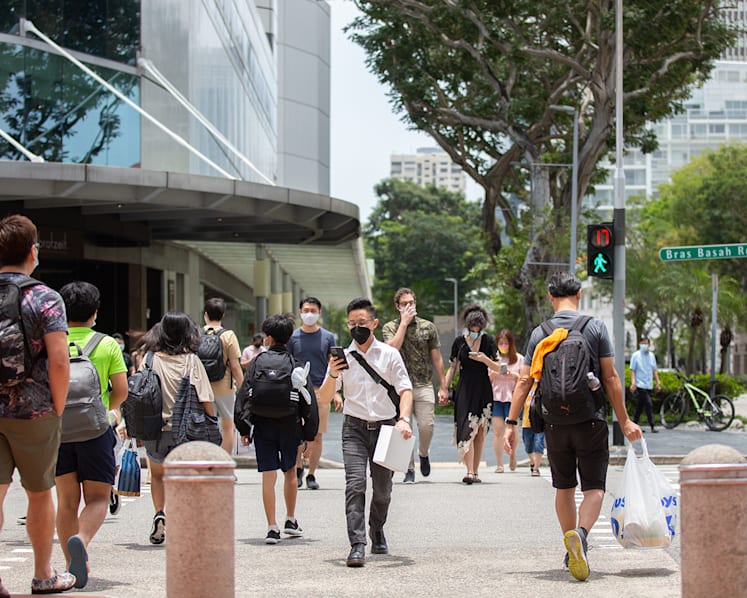 Singapore reports 8,940 new Covid-19 cases, 6 deaths 