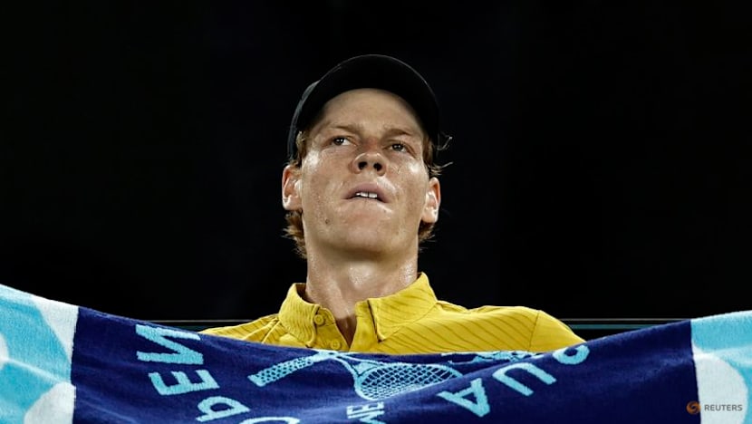 Survivor Sinner battles cramp, heat to reach fourth round