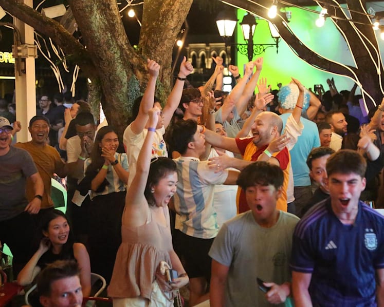 #trending: Singaporeans soak in 'roller-coaster' World Cup final and Messi magic