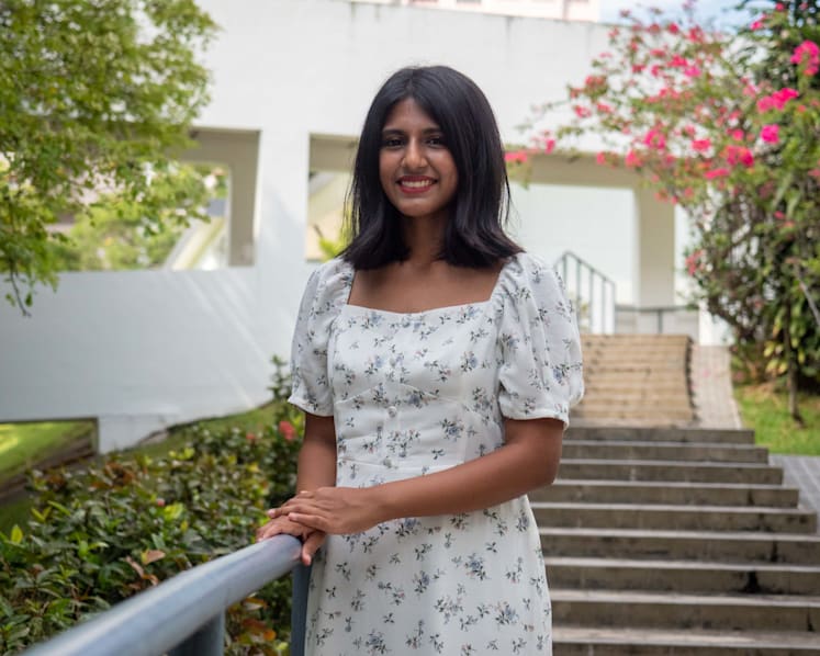 Pregnant student drops out of school to have twins, returns a year later to score almost straight As at A-Levels