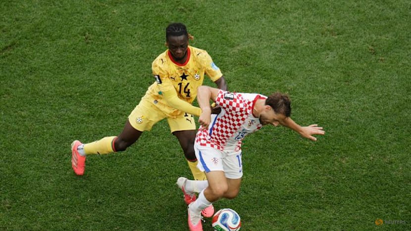 Vlasic header sends Croatia into World Cup knockouts with 2-1 win over Ghana
