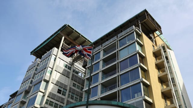 以怀疑从事间谍活动为由 俄罗斯驱逐两名英国外交官