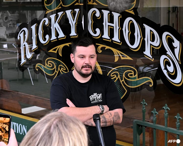 ‘It was crazy’: Australian barber hailed as hero after rushing to lawmaker’s rescue