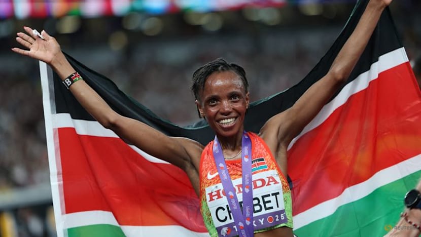 Kenya's Chebet wins 10,000m thriller for first world title
