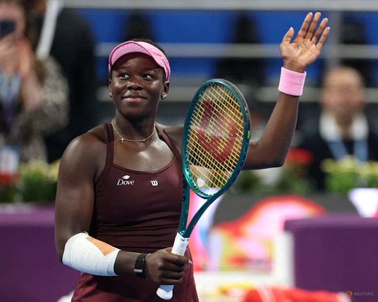 Teen sensation Mboko closes in on top 10 after beating Rybakina in Qatar