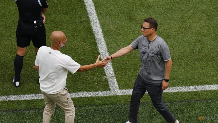 Wydad coach and team doctor involved in a traffic accident