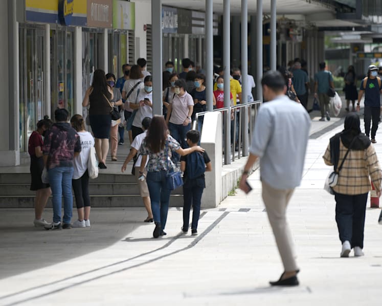 Singapore reports 1,275 new COVID-19 cases and 3 deaths; daily caseload lowest in more than 2 months