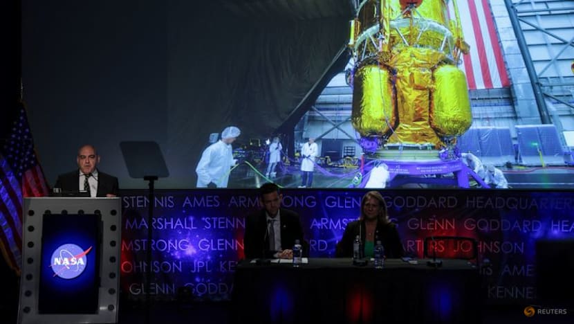 NASA picks Blue Origin, other space firms for moon missions 