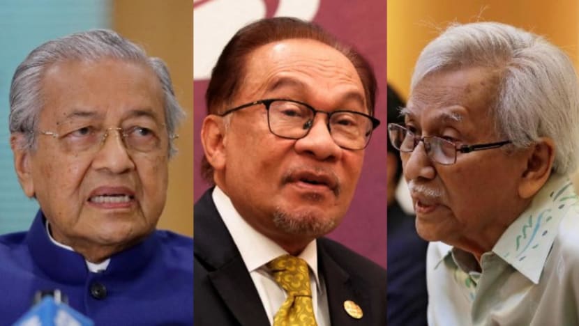 Malaysia’s widening anti-graft probe zeroing in on high-profile corporate bailouts of the Mahathir era Malaysia’s widening anti-graft probe zeroing in on high-profile corporate bailouts of the Mahathir era
