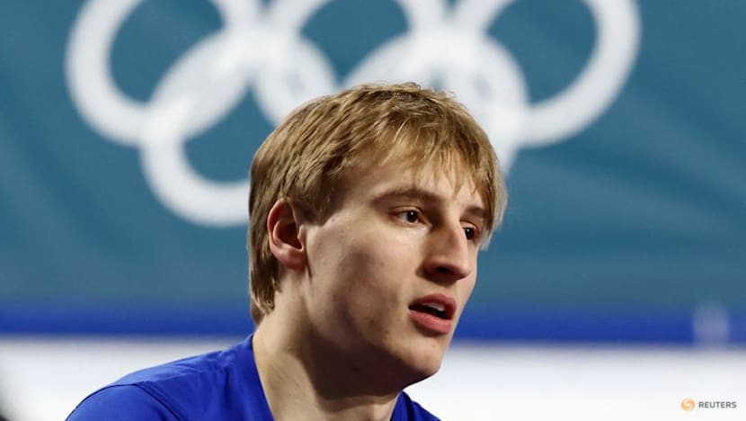 Speed skating-Confident American Stolz sets sights on glory in Milan