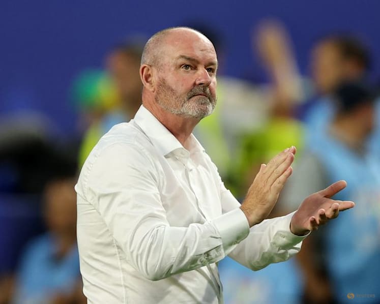 Coach Clarke steps down after Scotland exit World Cup