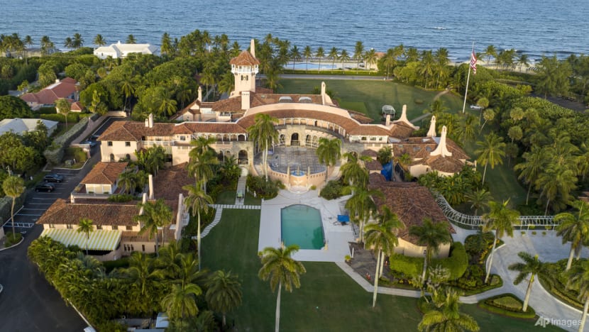 Feds oppose unsealing affidavit for Trump Mar-a-Lago warrant Feds oppose unsealing affidavit for Trump Mar-a-Lago warrant