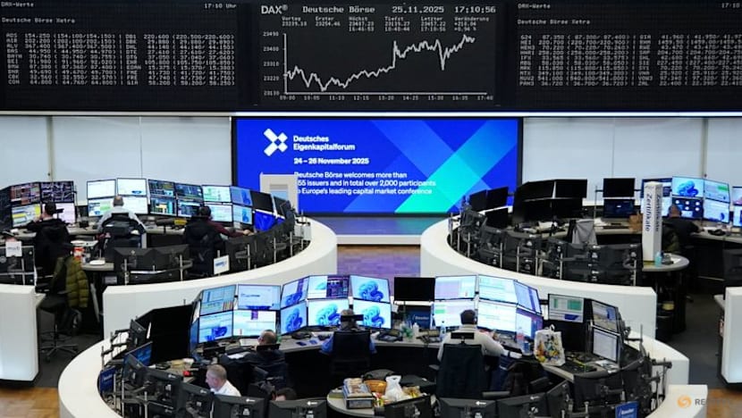 Stocks rise, dollar set for 10-day losing streak, as investors count on Fed rate cuts