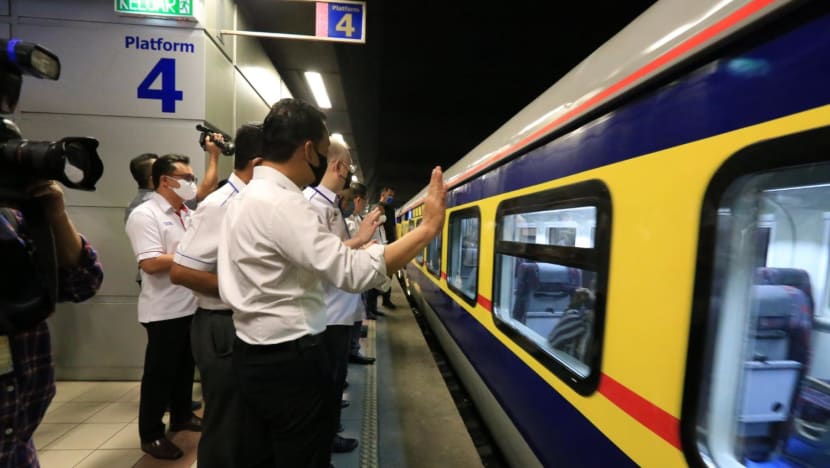 Johor Bahru-Woodlands train service resumes, nearly 70,000 tickets sold Johor Bahru-Woodlands train service resumes, nearly 70,000 tickets sold