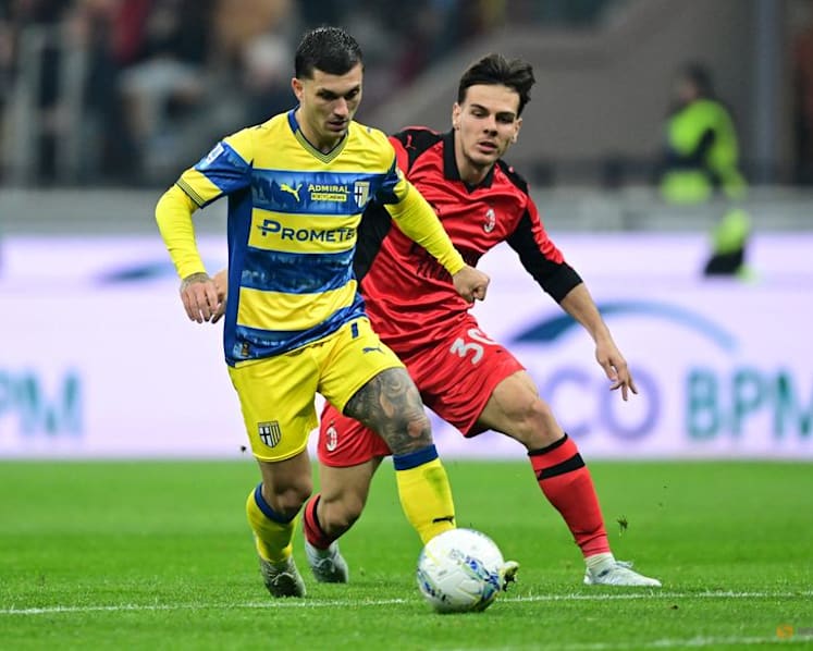Parma strike blow to AC Milan's title hopes with 1-0 win