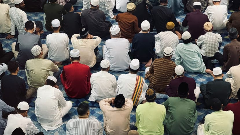Sifat ihsan ditonjolkan masyarakat Melayu/Islam setempat menerusi pelbagai cara semasa Aidiladha Sifat ihsan ditonjolkan masyarakat Melayu/Islam setempat menerusi pelbagai cara semasa Aidiladha