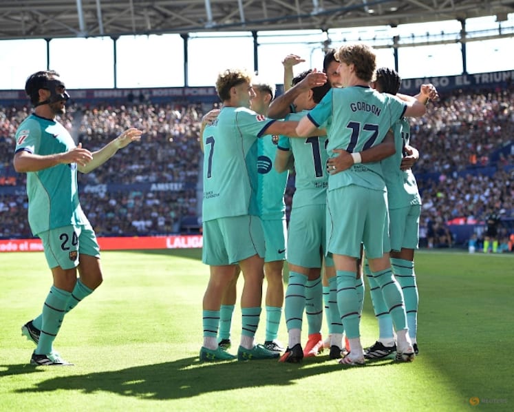 Lamine Yamal double helps Barcelona beat Levante
