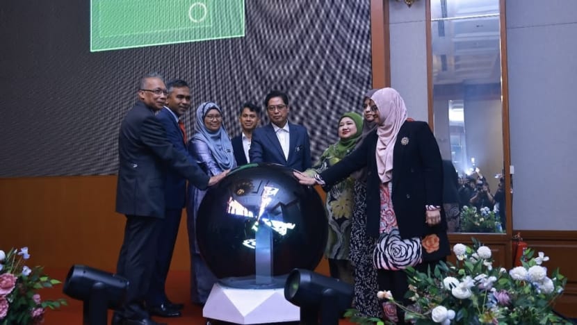 Malaysia says US$2.4 million fraud involving civil servants uncovered at government office in London Malaysia says US$2.4 million fraud involving civil servants uncovered at government office in London