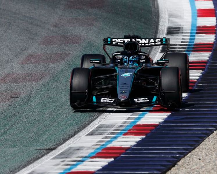 Russell takes pole in chaotic Austrian GP qualifying