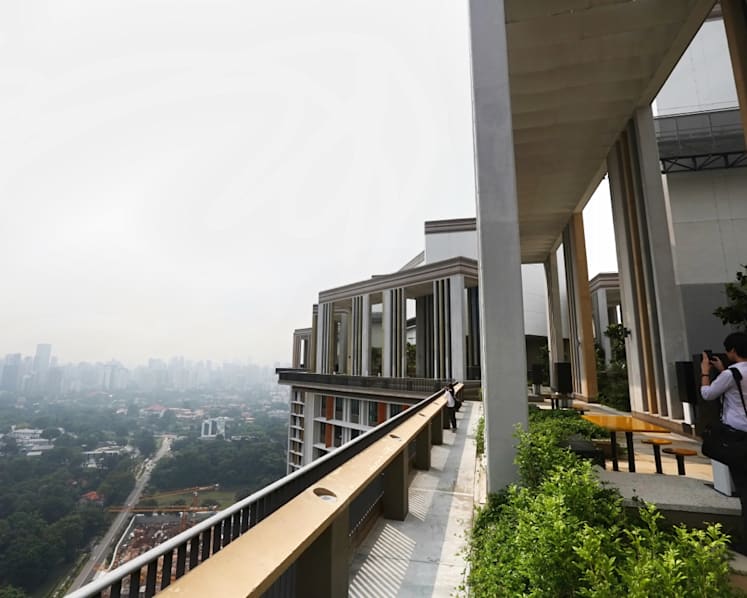 MND rejects MP's suggestion for visitor fees for HDB sky gardens; Pinnacle@Duxton 'an exception' due to iconic status